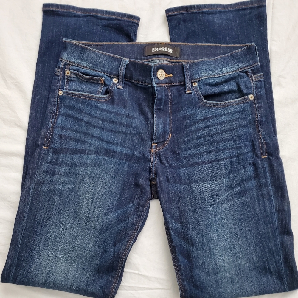 Express Mid-Rise Barely Boot Jeans, 6R